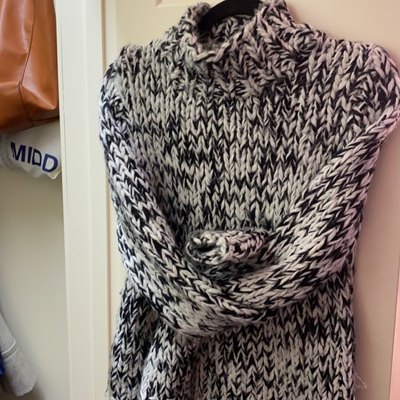 White Crow Funnel Neck knit sweater - Picture 5 of 6